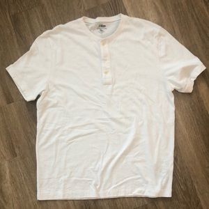 J. Crew, white Slub cotton Henley T-Shirt. Size Large.
